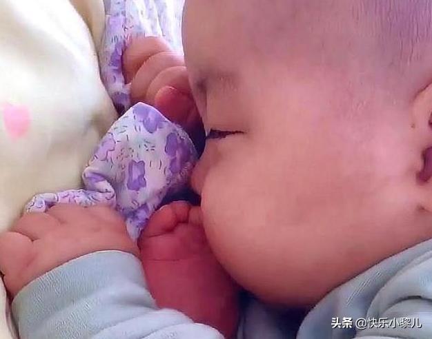 孕四个月乳头能挤出水，孕期乳房变化与护理